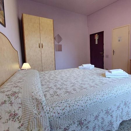 Hotel Etrusco Sesto Fiorentino Esterno foto