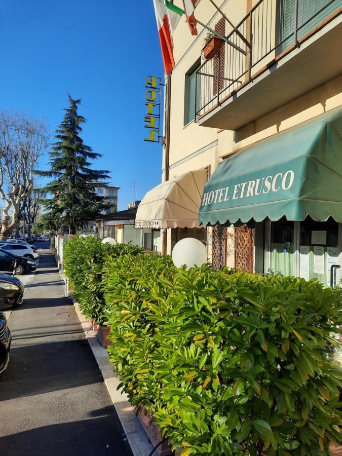 Hotel Etrusco Sesto Fiorentino Esterno foto