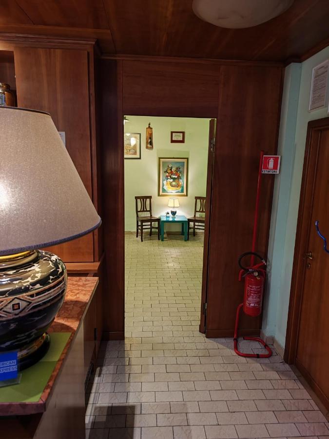 Hotel Etrusco Sesto Fiorentino Esterno foto